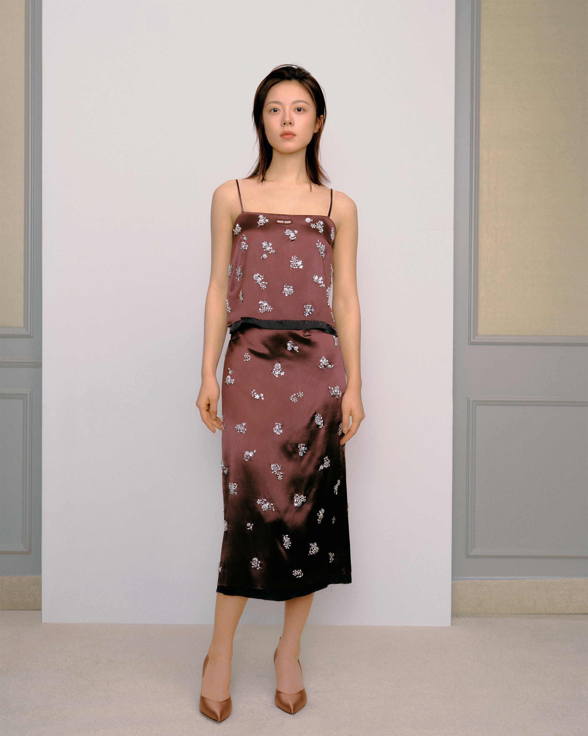 赵今麦｜MiuMiu接连两组物料大片发布，率先为品牌Confidentia