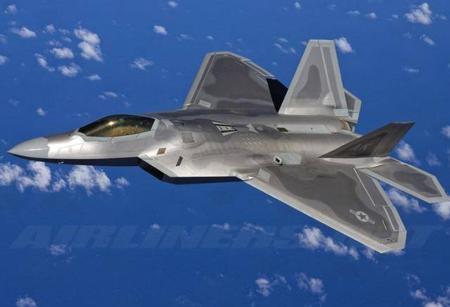 以前的中国空军：要不试试用歼8去打F22？现在的中国空军：要不试试用歼8去打F22？这就是中文的魅力