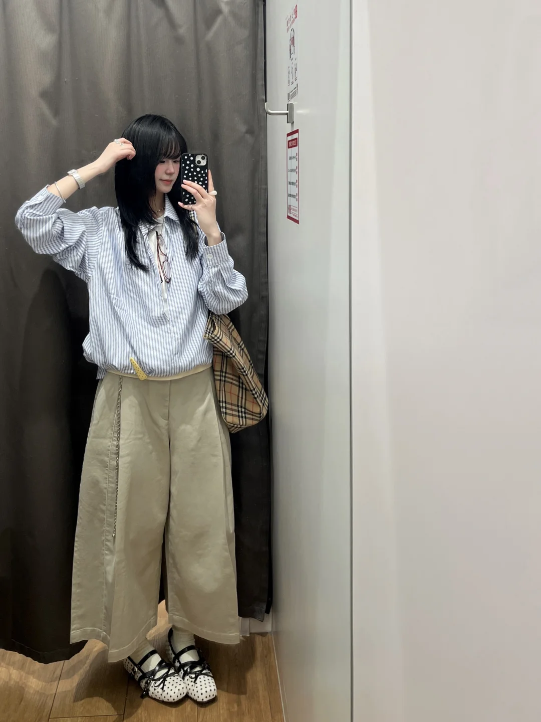 优衣库你拉夫劳伦吧！🥹简单干净蓝色好清爽