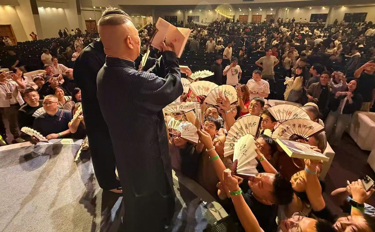 【郭德纲海外巡演大获成功的意义是什么？】近日，郭德纲在海外开启商业巡演可以说大