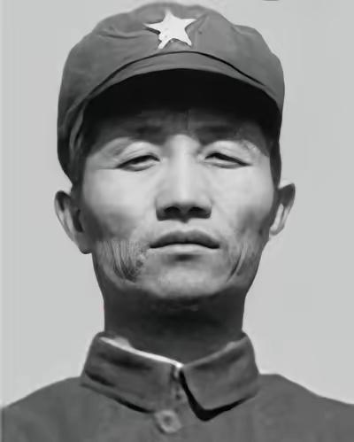 1949年，程子华率部秘密进关，途经密云时，他听说密云只有2000守军，就打算花