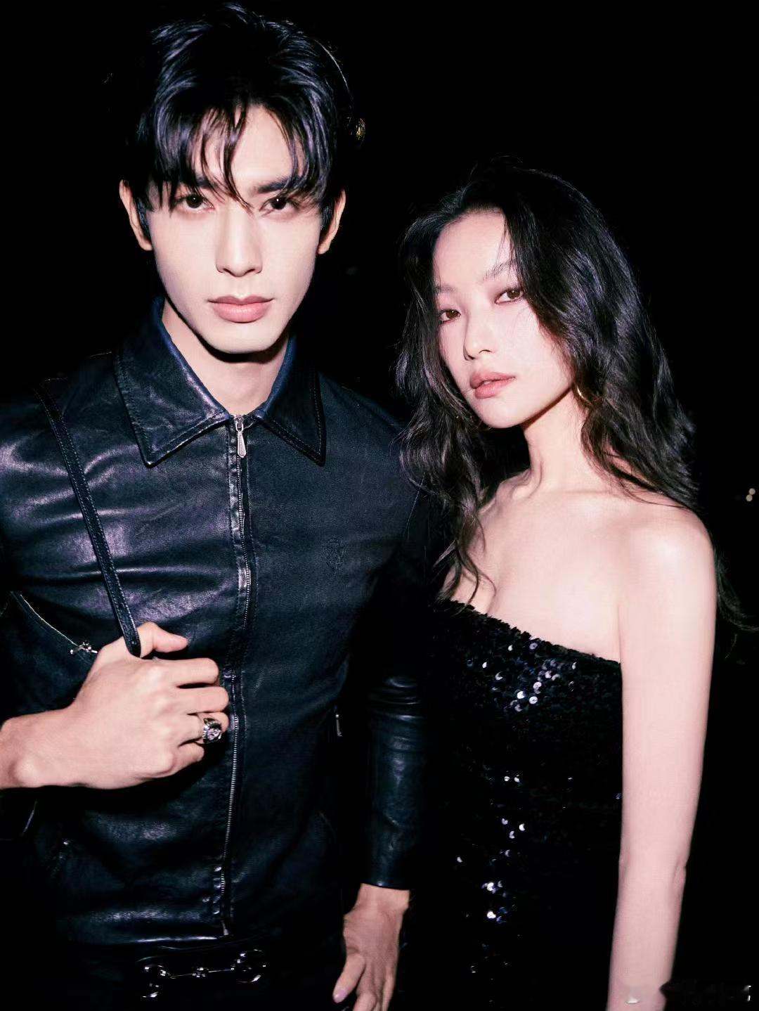 倪妮宋威龙热聊倪妮宋威龙内场热聊微博之夜内场这是什么豪门姐弟既视感！倪妮姐姐一抬