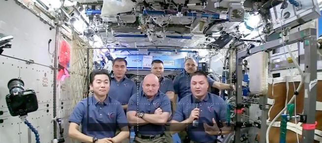 中国空间站为什么要叫上外国人来？因为说白了，阿拉伯不要技术不要系统当阿联酋航天