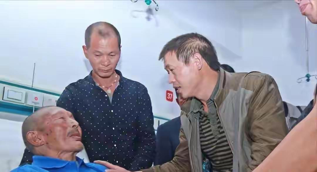 一句嘱托守63年！25岁勤务兵庹长发，用一生兑现承诺（真实史实）一位台湾美