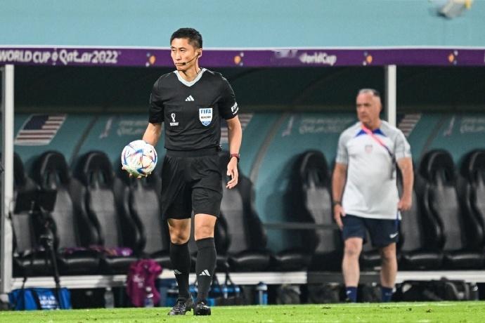 马宁入选世界杯裁判名单消息，中国足协在册国际级裁判员马宁、傅明、国际级助理裁判