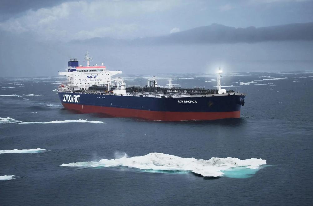 很多人以为特朗普抢的是180万桶油。错！他真正想抢走的，是全球能源贸易对“人民币