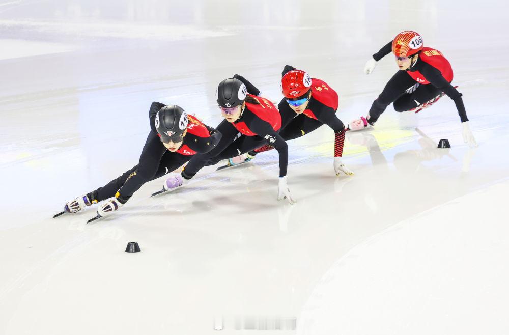 25-26赛季短道速滑精英联赛承德站第一决赛日赛况女子1000米决赛张延金牌🥇