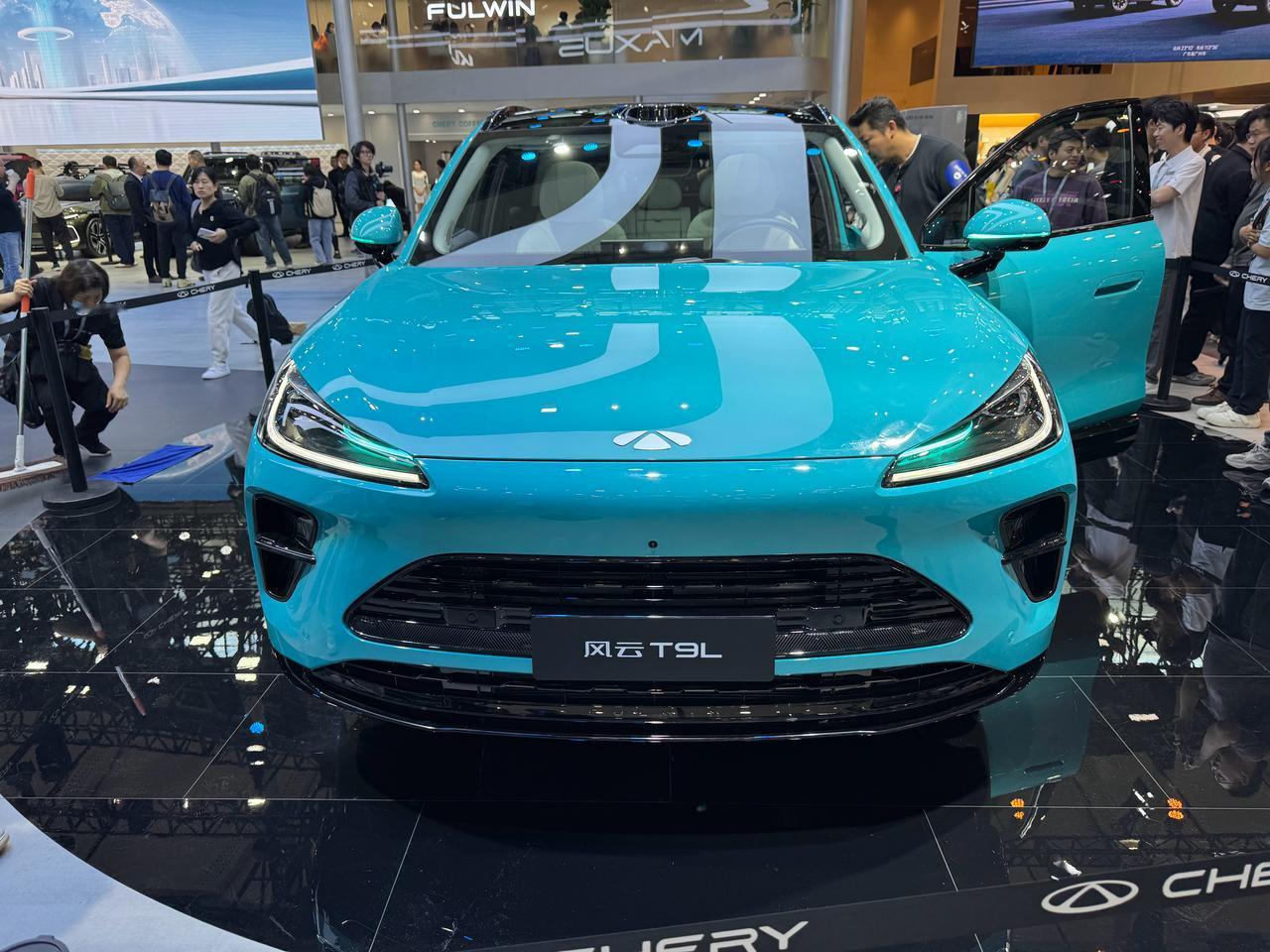 奇瑞汽车携风云T9L亮相2025广州国际车展新车搭载1.5T鲲鹏超能混动C-