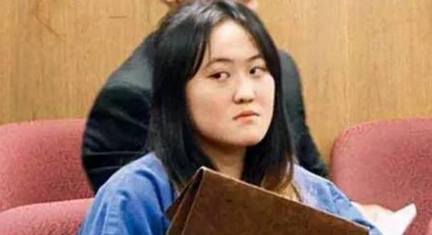2015年，赴美女留学生拿烟头烫同学，扇耳光，法庭上她目中无人，公然叫嚣：“能快