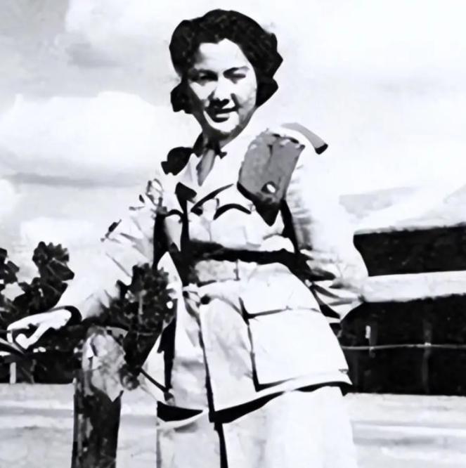 1942年，凶残的日军杀害了3名女护士。然而，女护士却提议说：“我们把内衣脱了，