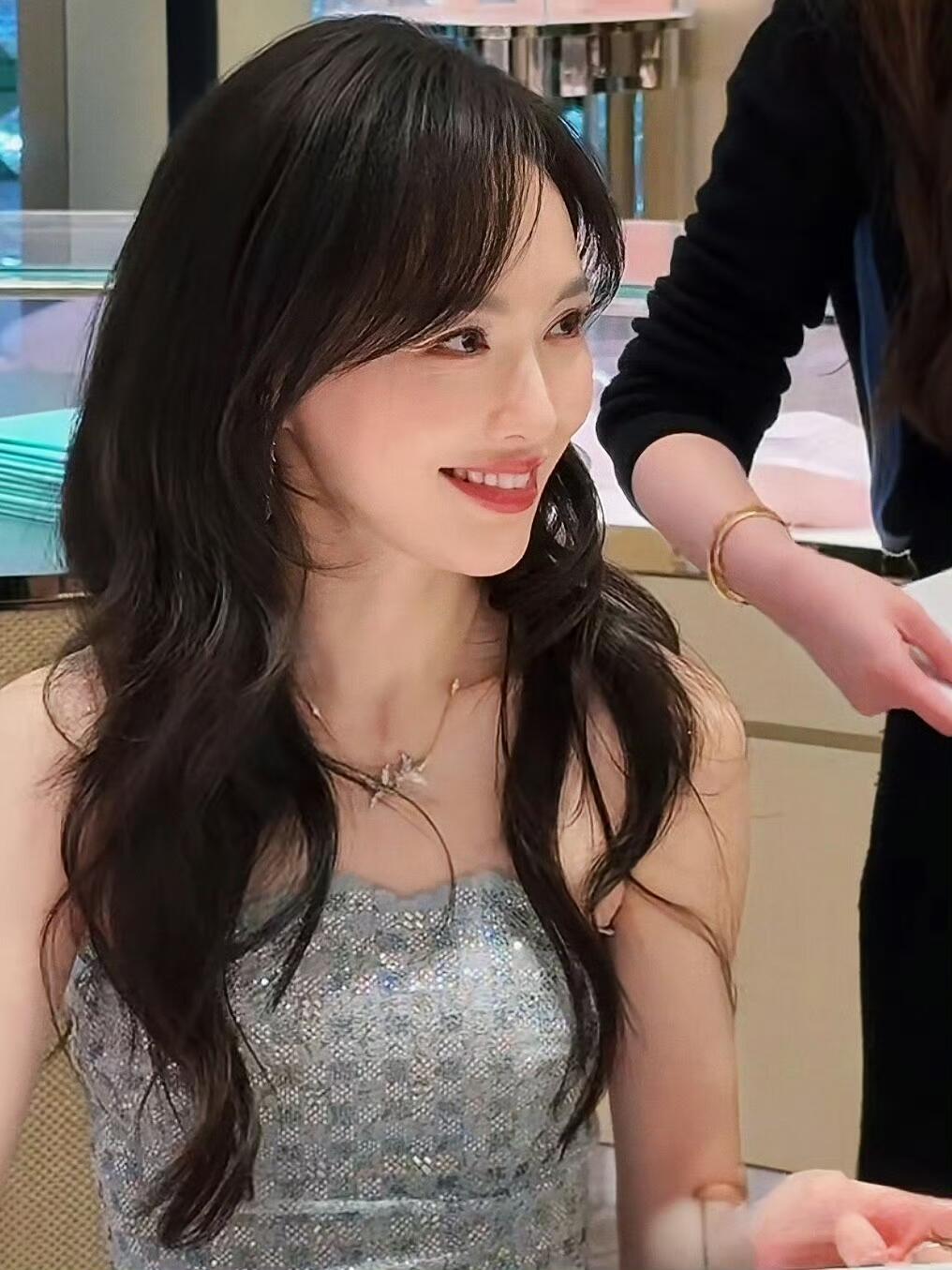 唐嫣修图师的工作一定很好干吧