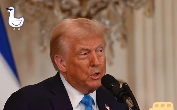 中国放出可能扣留售台武器的信号后，美国这边回应来了，还是“双簧”。美国国务院先跳