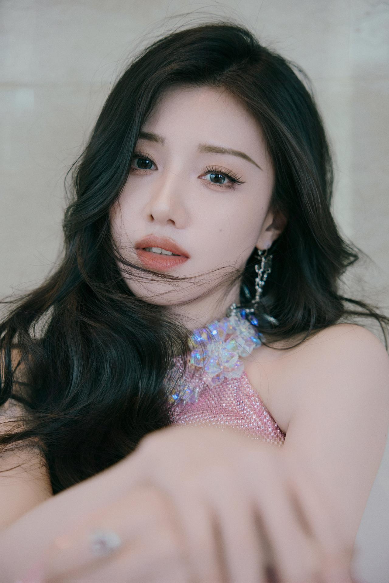 冬日生活打卡季美女明星穿搭写真