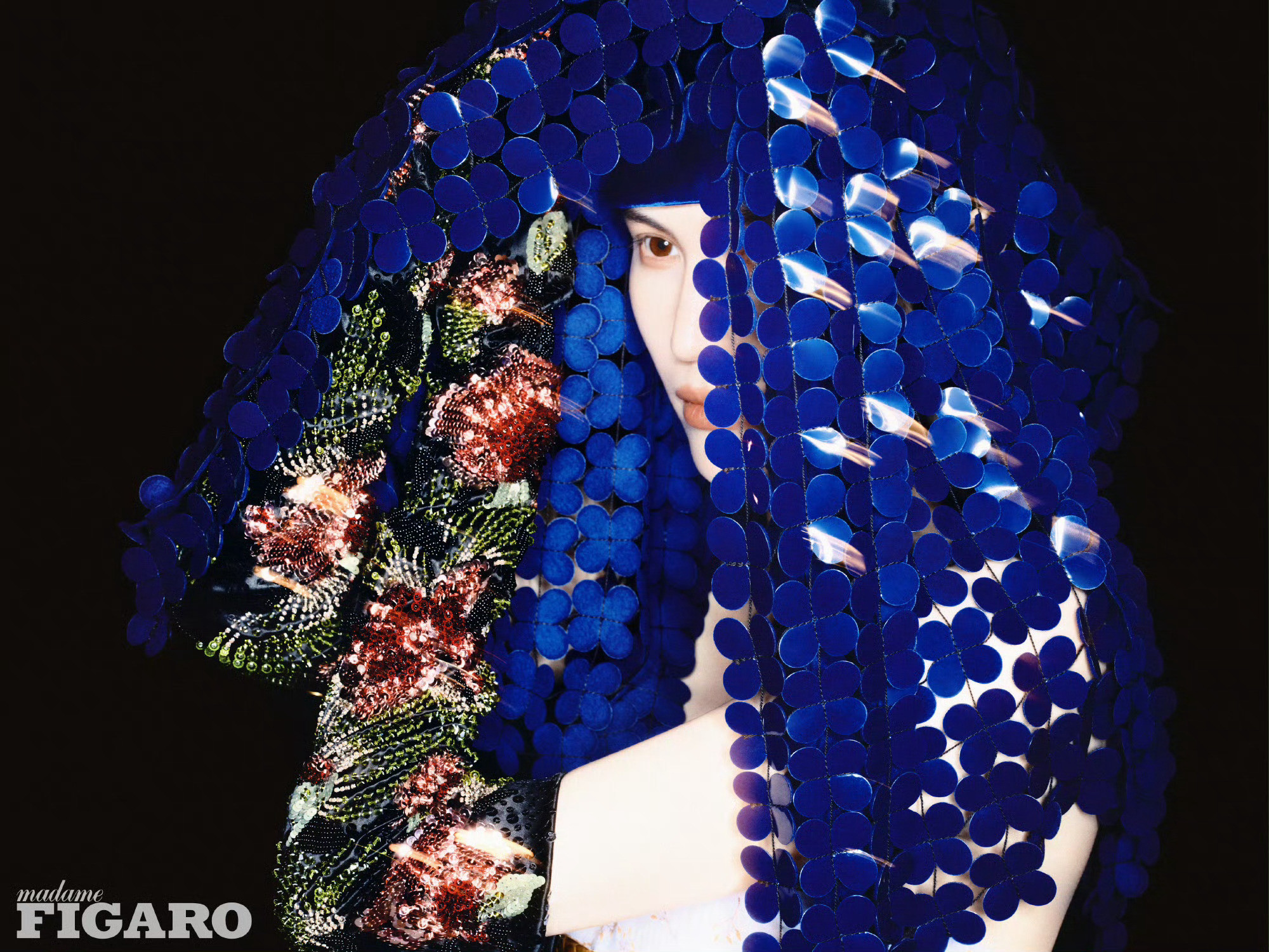 何穗费加罗名伶封面大片何穗费加罗三月刊封面大片摄影：柳宗源