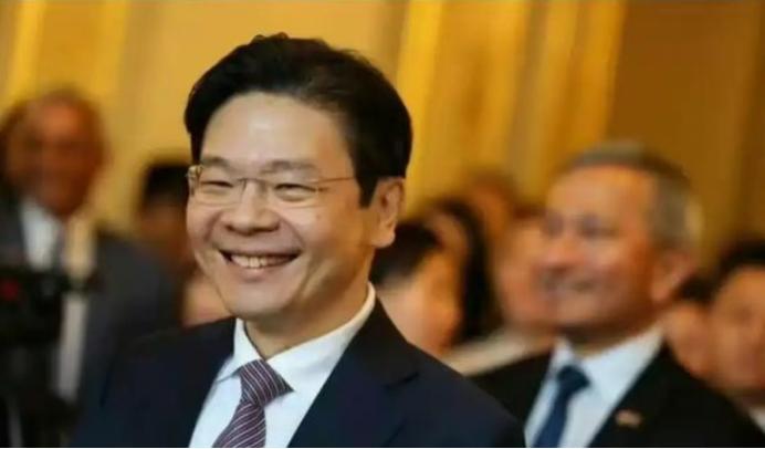 前脚新加坡总理黄循财呼吁中国放下历史和日本和解，后脚越南总理范明政就呼吁越南和日