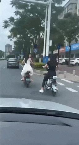 两败俱伤~