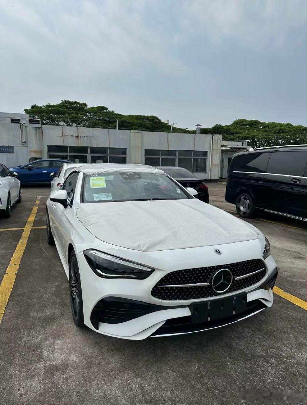 奔驰CLE260白米807敞篷指导价519800元全款裸车449800元卖全国…​