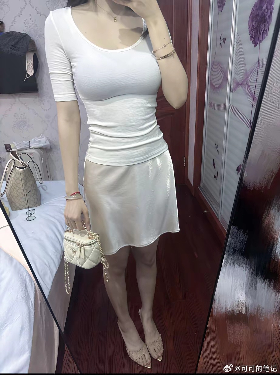 大家觉得今天这套衣服怎么样？