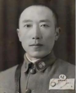 ☁1941年，土匪乔日成投降日军，却不听日军指挥，日军中将亲率万余人围歼，