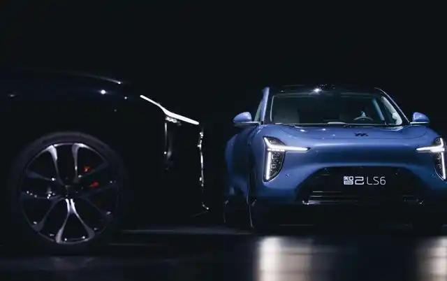 从智己LS6交付破十万看新能源破局之道：安全底线决定产品上限针对大家关心的车