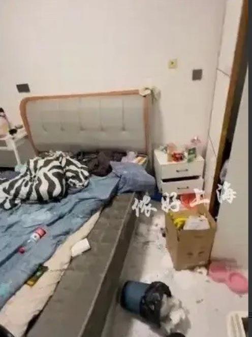 上海，一房东把房子租给00后情侣，两人却拖欠房租，就在房东急得焦头烂额时，两人突