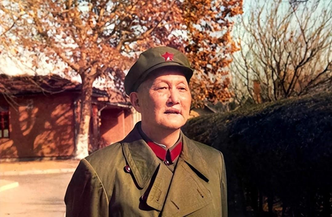 1988年洪学智在撰写回忆录时提及彭德怀，泪洒纸端，深情呼唤彭老总：真的很想念您