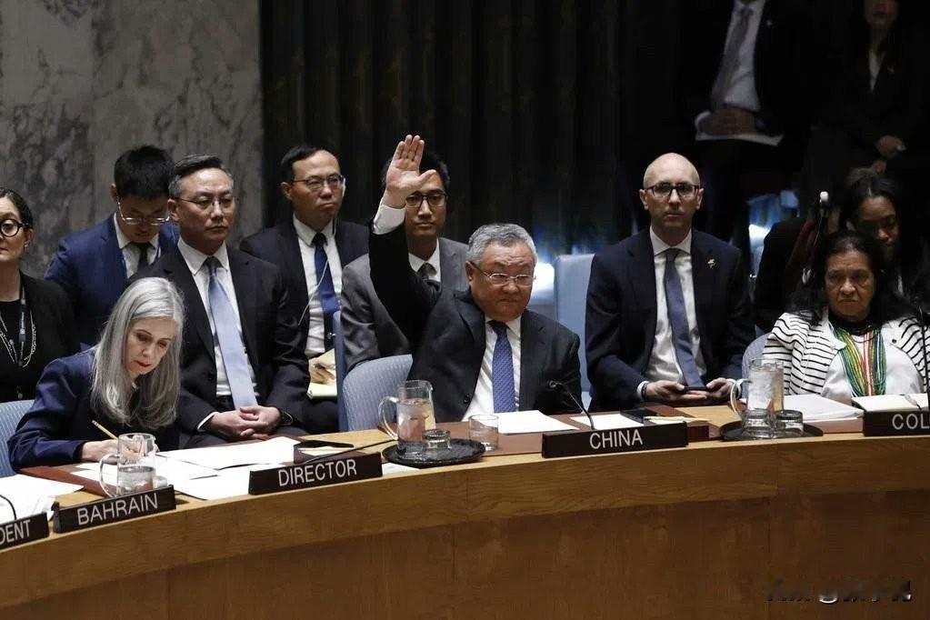 联合早报今天报道：“中国常驻联合国代表傅聪星期五（5月15日）批评美国和巴林提出