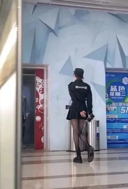 夜班的保安！夜班的保安！