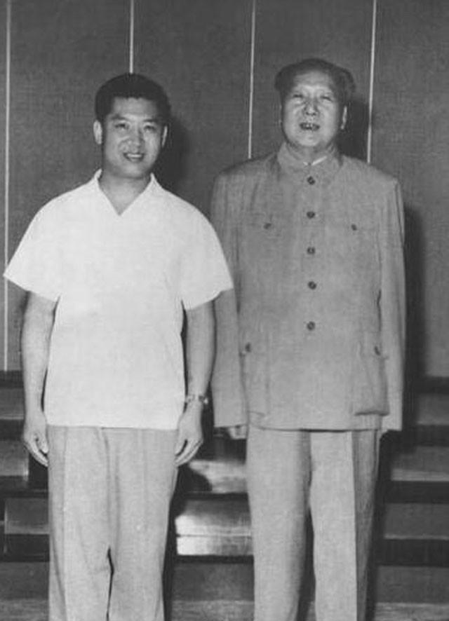 于存为毛泽东做饭11年，1971年毛泽东亲自安排：你去给美国人做饭1971年