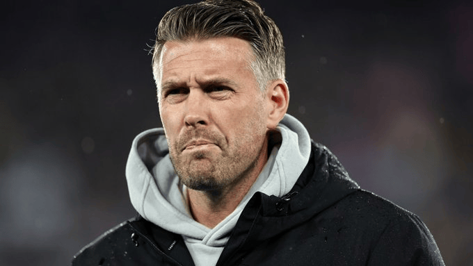 虽然米堡拒绝报价, 但爱德华兹预计温情回归狼队当救火主帅