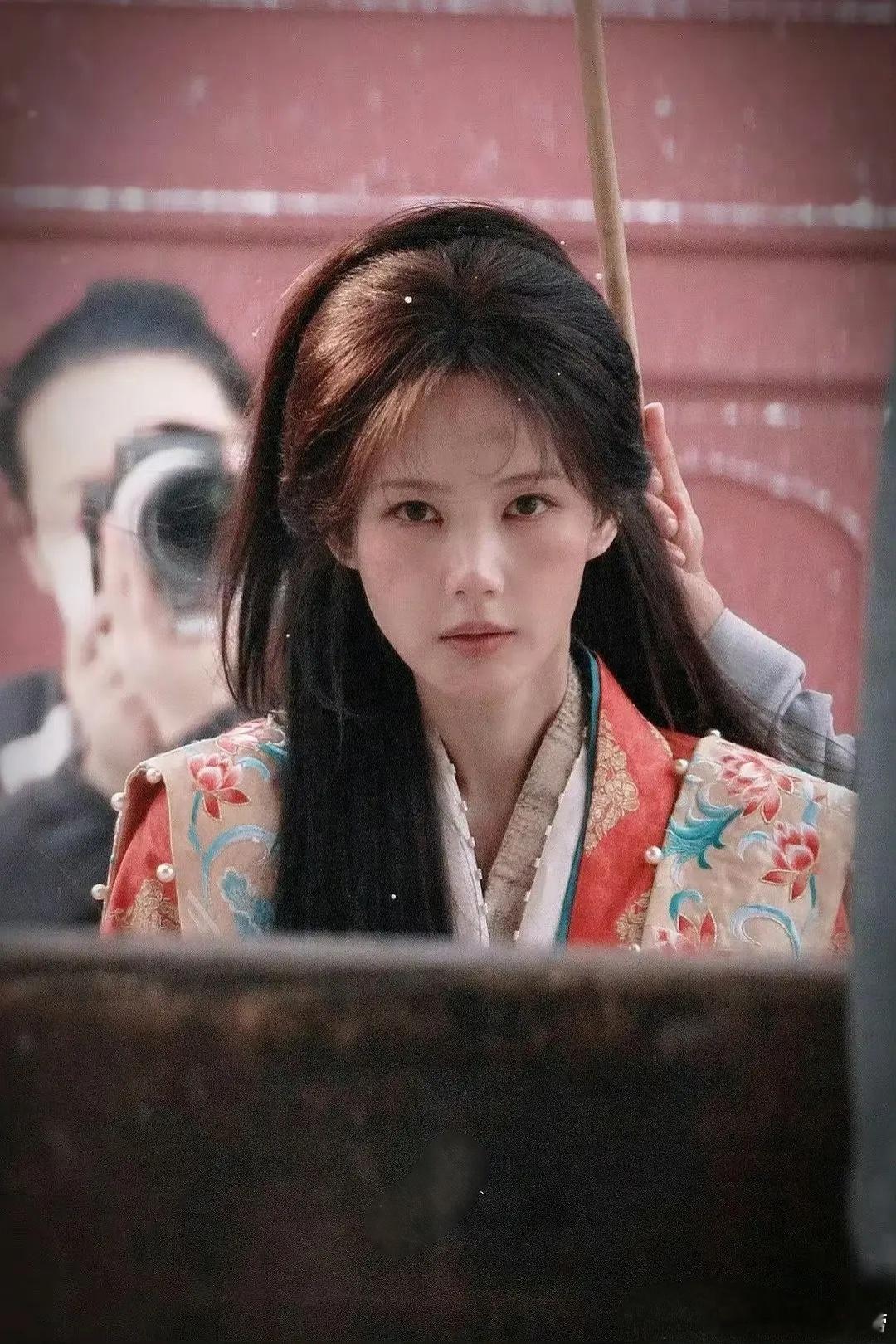 看金枝路透，大事很妙两个都是美强惨，加上帅哥美女。爽点拉满！