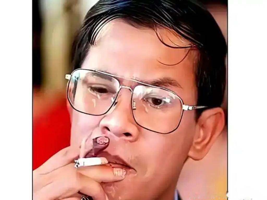 泰柬边境这把火，总算是给灭下来了，洪森这一觉怕是能睡到自然醒。这就很有意思了