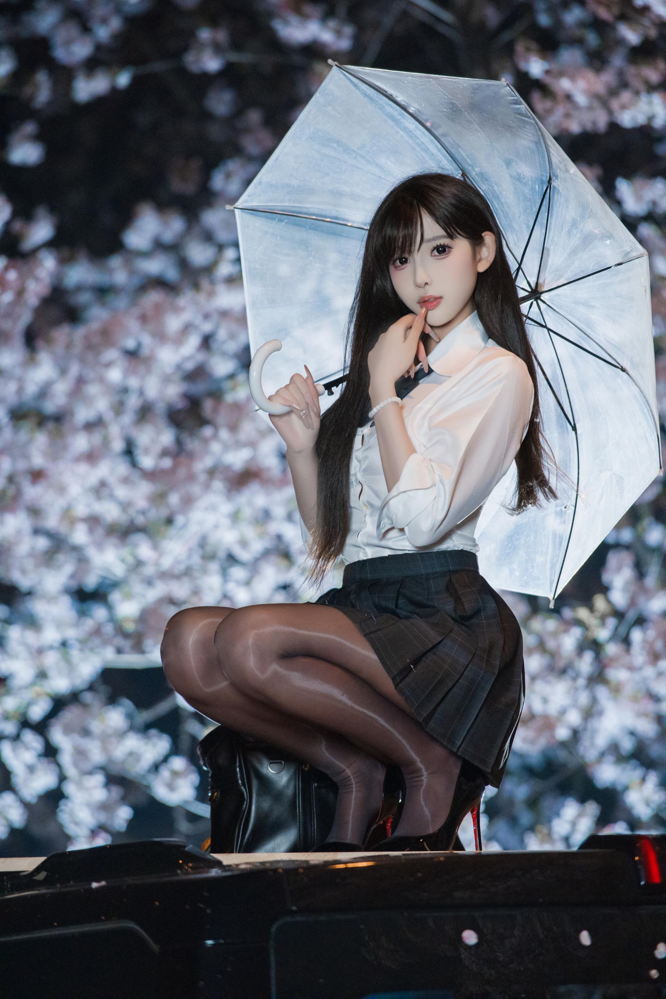 夜樱。🌸樱花是春日里最浪漫的心事