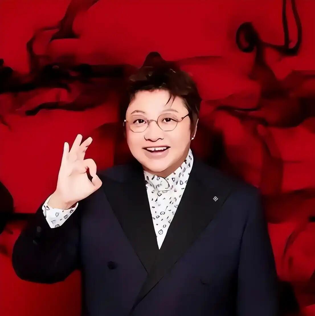 韩红的一世好命，妥妥的人生巅峰啊！韩红真是好命。爹是刘宝瑞关门弟子韩德江，娘