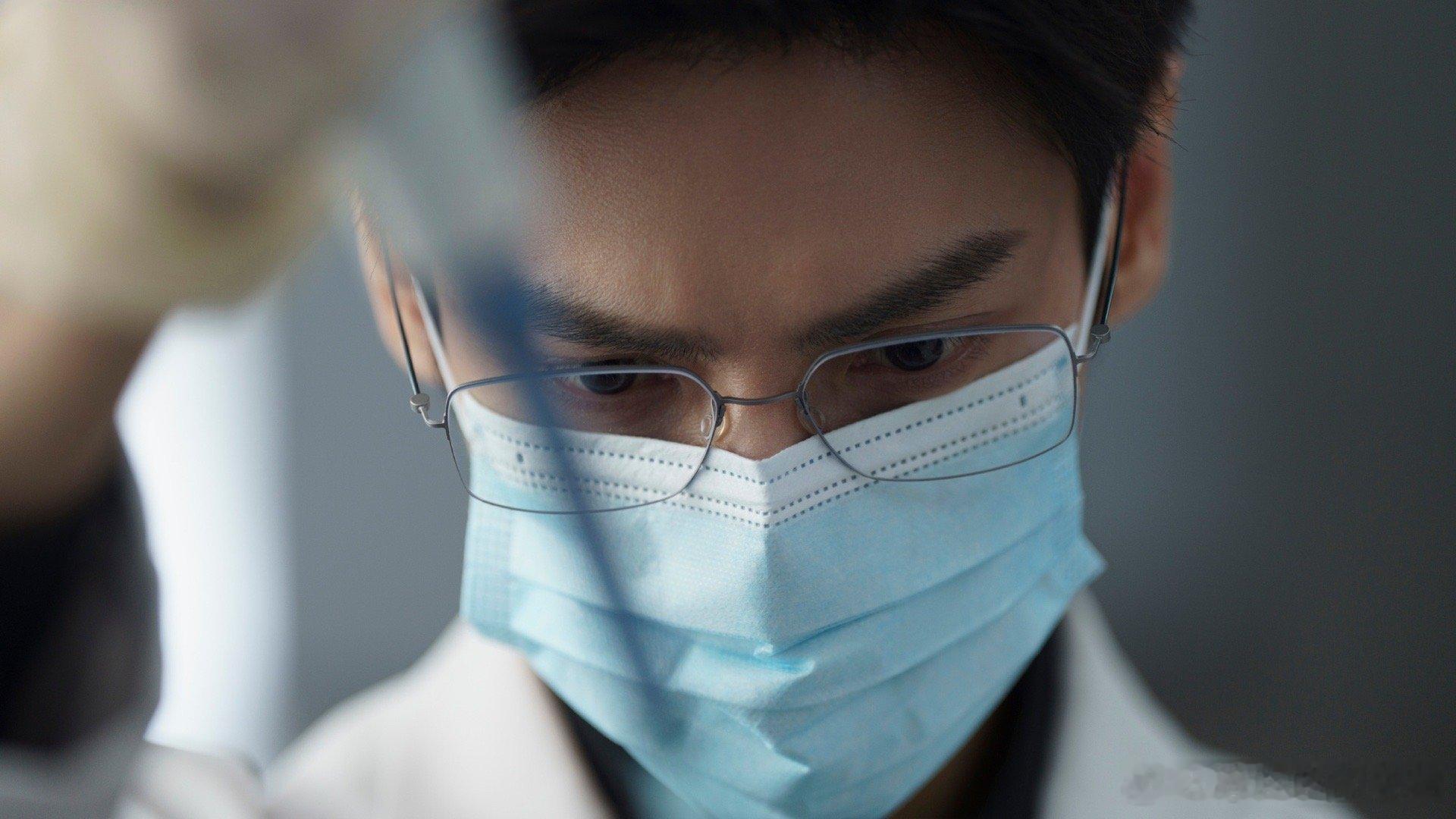 罗云熙练字打卡第1041天赵孟頫小楷《道德经》第六十四章本章老子继续深化上一
