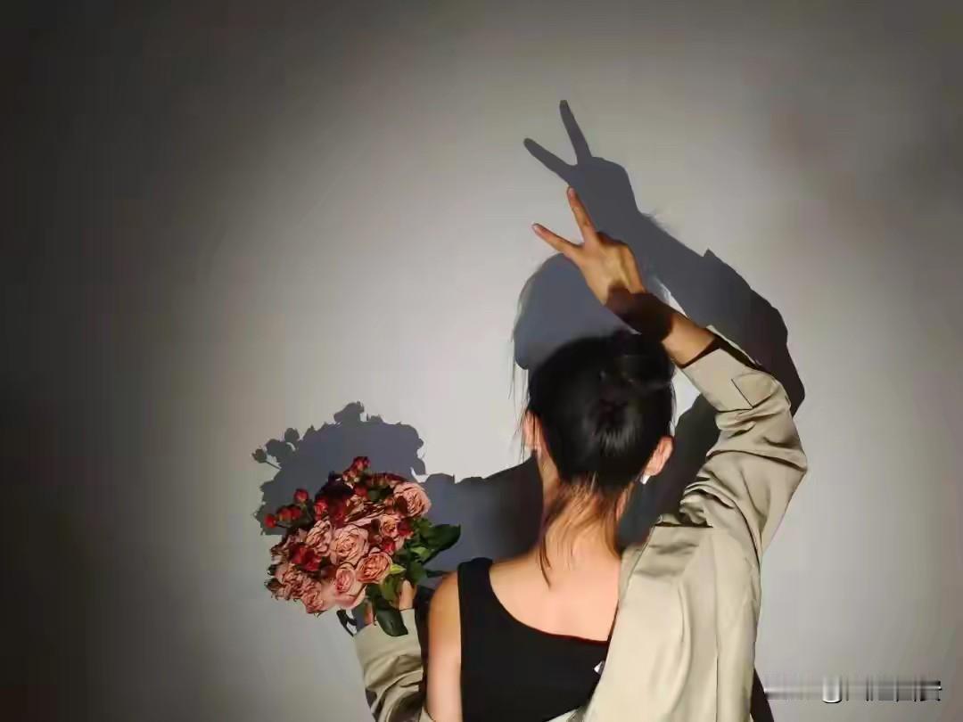 一定要知道的心眼子：第一：厉害的人，明白不是让别人怕你，而是让别人离不开你