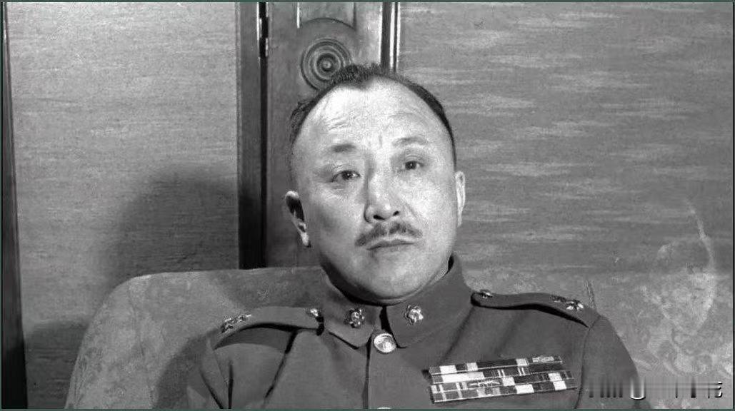 1944年，一个被蒋介石软禁两年的“罪将”，竟被美国人指名道姓要回去指挥几十万大