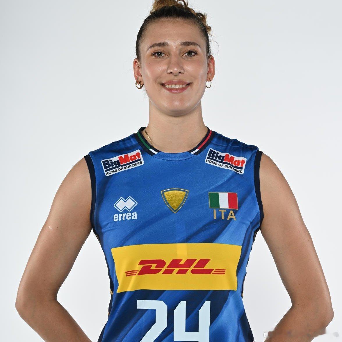 —鉴于土耳其俱乐部有能力完成一些大手笔的交易，他们对你虎视眈眈已是公开的秘密。