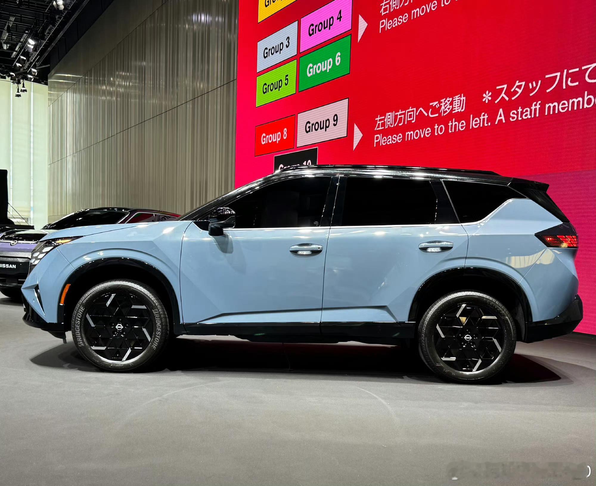 新奇骏默默的出现了，话说只有我觉得，这套设计有点现代途胜的那种感觉么日产奇骏现代