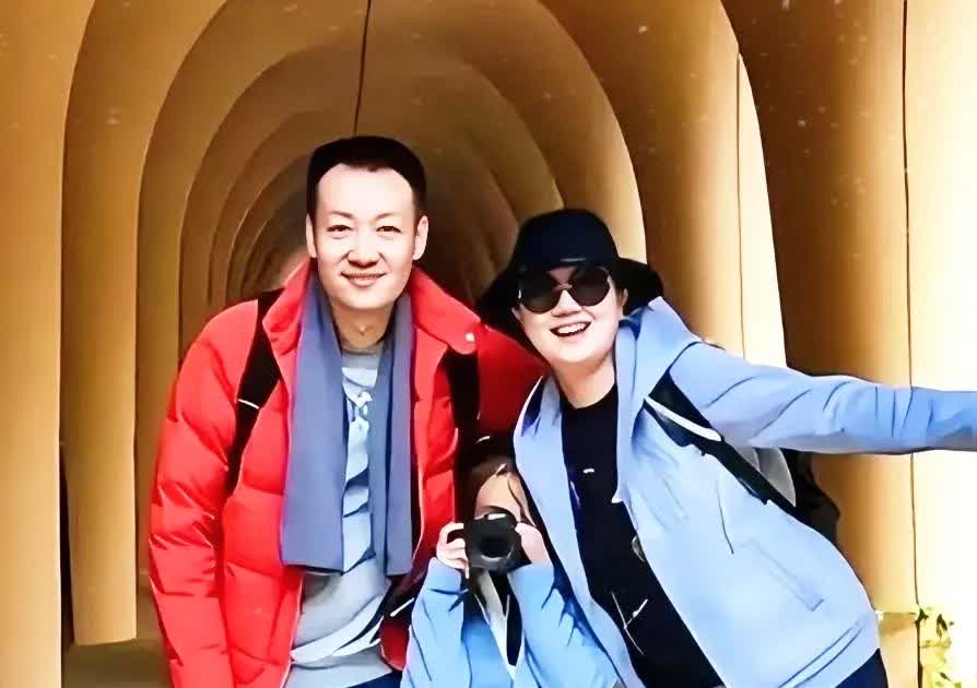 我猜到朱媛媛的追悼会让人心碎但没想到她女儿开口第一句话，就让辛柏青攥皱了