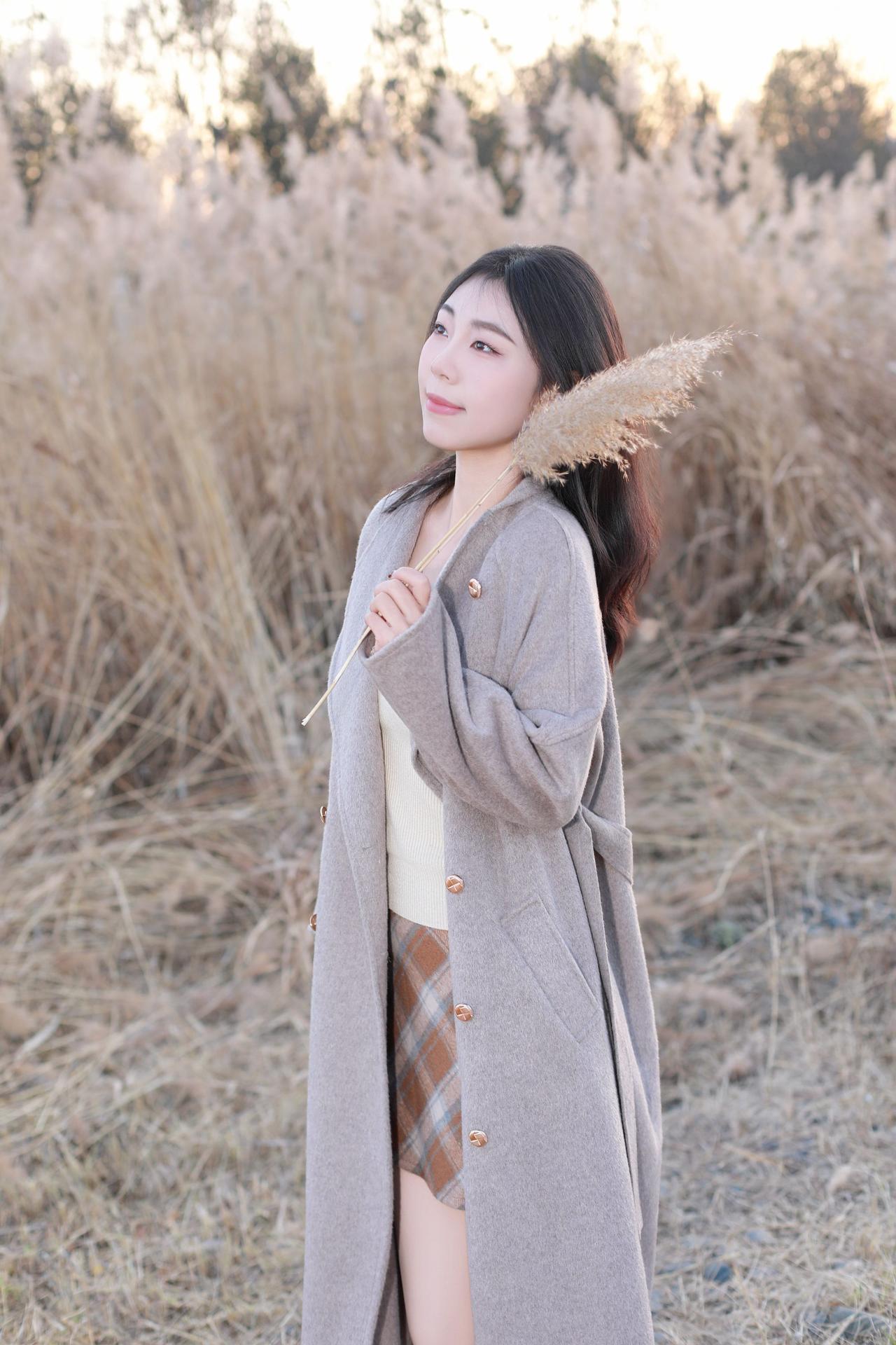 摄影约拍太原约拍跟拍芦苇花人像原创摄影晋阳湖公园偶遇随拍