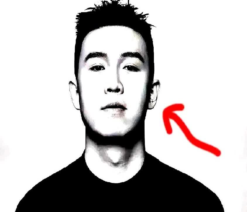 一觉醒来，英如镝天塌了！果然缺德的父母养不出有德儿！英达当年给俩