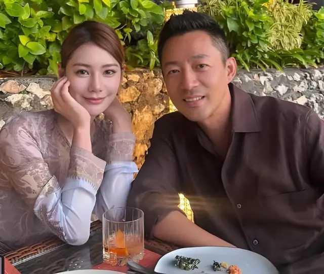 国庆长假期间，汪小菲与妻子马筱梅结束巴黎行程后，即刻返回台北陪伴儿女，开启亲子时