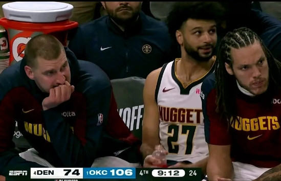 NBA最不可思议的一幕诞生了！抢七决战：掘金提前9分半投降了，当时掘金落后3
