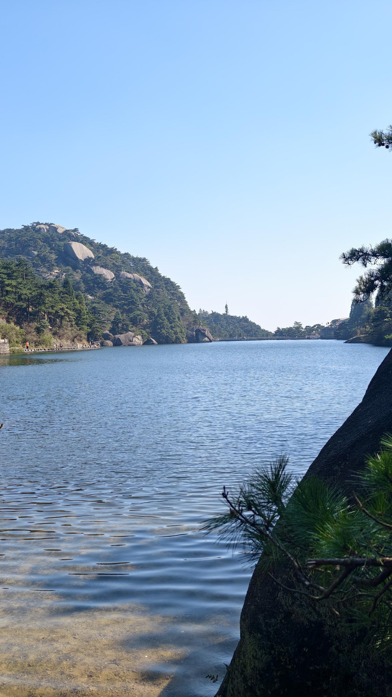 汉武帝敕封的“古南岳”：安徽的天柱山安徽的天柱山原本是古南岳，汉武帝敕封，直至