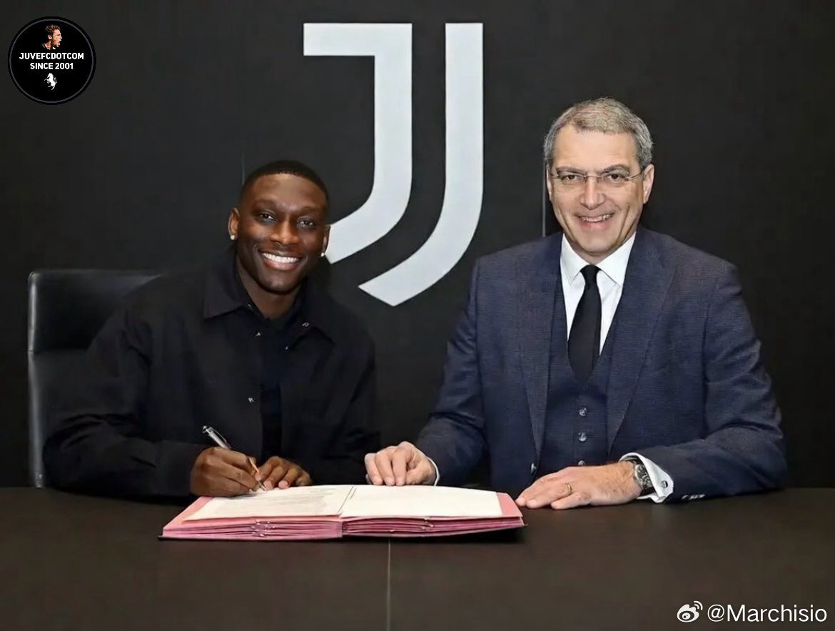 罗密欧：科莫利对穆阿尼的兴趣依然不减。科莫利与其经纪人的谈判从未中断，并且得到了