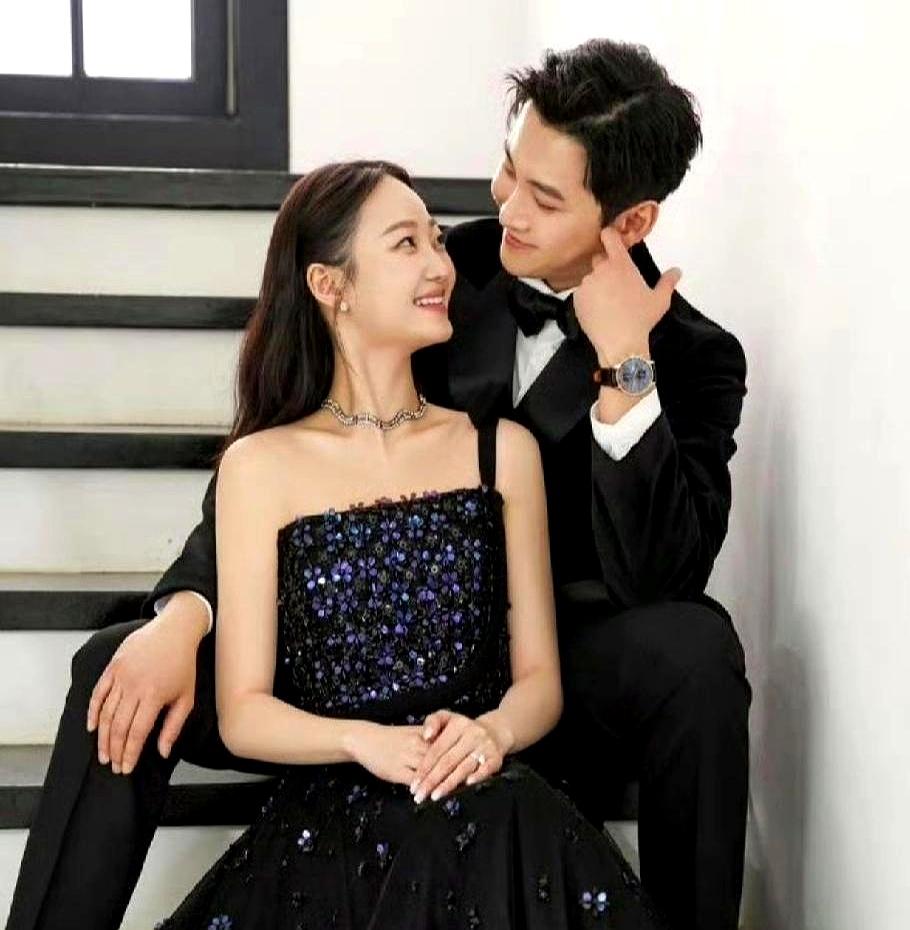 说真的，你知道有人从官宣结婚到晒B超照只花了两年吗？宋承炫这操作直接把我看愣了