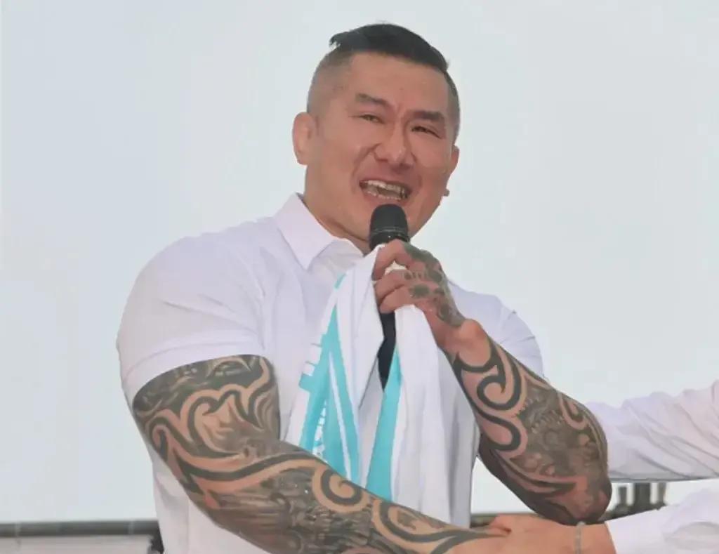 馆长的愿望能实现吗？近期，馆长陈之汉在直播中透露，他渴望到中国大陆看9.3阅兵