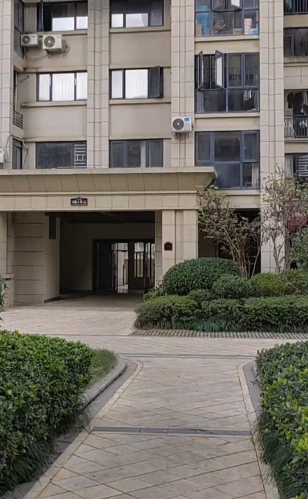 90后月薪2万，在深圳到底算什么水平？说出来很多人可能不信，在深圳，月薪2万的