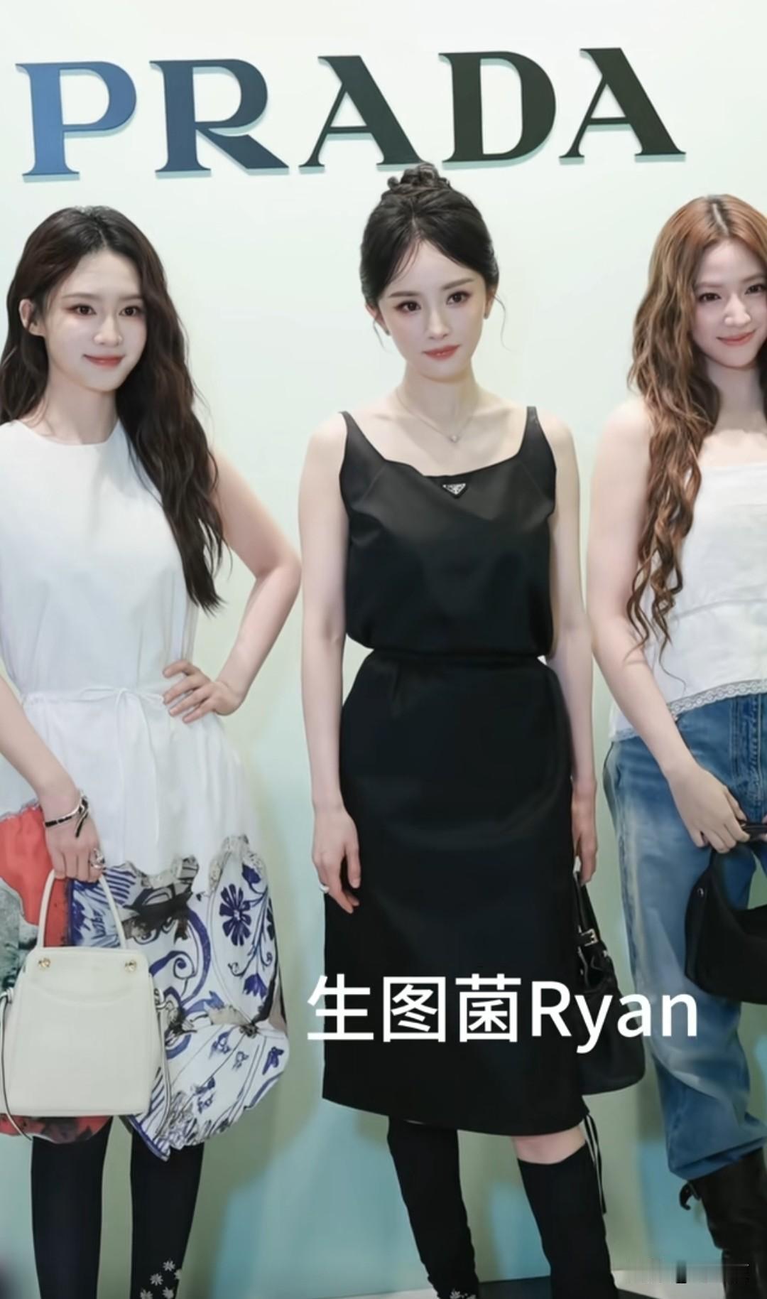 杨幂是吃了回春药吗？40岁的她，站在90后的李沁和00后的欧阳娣娣身旁，居然一点